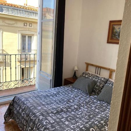Pension Conchita II Madrid Exteriör bild