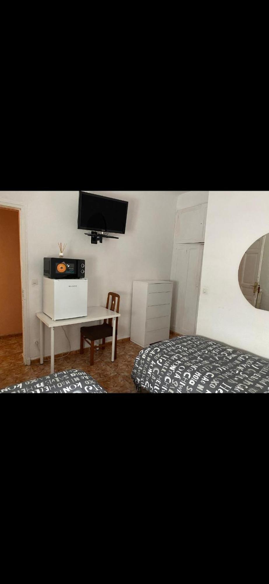 Pension Conchita II Madrid Exteriör bild
